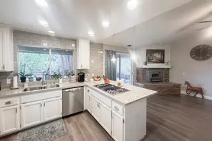 5500 Stately Oak Ln, Carmichael, CA 95608 - Photo 14
