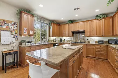 325 Carpenter Hill Road, Folsom, CA 95630 - Photo 16