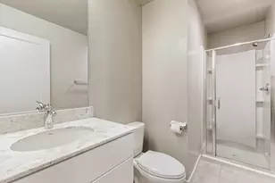 489 McClatchy Way, Sacramento, CA 95818 - Photo 22