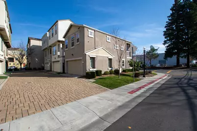 489 McClatchy Way, Sacramento, CA 95818 - Photo 30