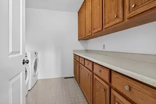 1729 Edgebrook Dr, Modesto, CA 95354 - Photo 28