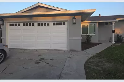 214 N Santa Clara Street, Los Banos, CA 93635 - Photo 2