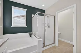 6679 Surfside Way, Sacramento, CA 95831 - Photo 46