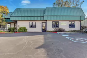104 Margaret Ln, Grass Valley, CA 95945 - Photo 2