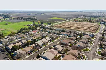 209 Fall Avenue, Patterson, CA 95363 - Photo 44