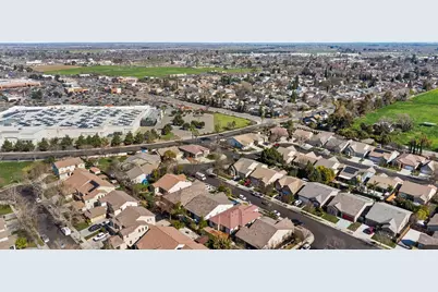 209 Fall Avenue, Patterson, CA 95363 - Photo 46