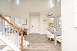 141 Bridgeway Ct, Roseville, CA 95678 - Photo 6