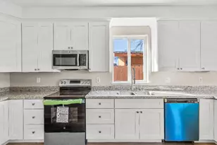 2379 E Willow St, Stockton, CA 95205 - Photo 6