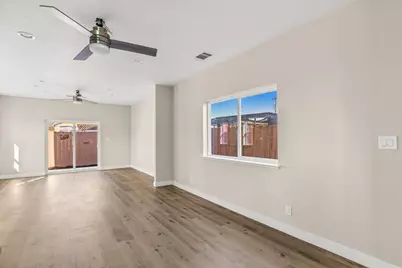 2379 E Willow Street, Stockton, CA 95205 - Photo 8