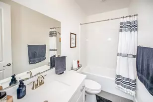 2000 Banks Pl, Woodland, CA 95776 - Photo 34