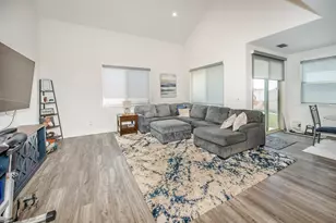 2000 Banks Pl, Woodland, CA 95776 - Photo 18