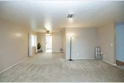 495 Valdapena Way, Escalon, CA 95320 - Photo 10