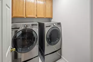 1214 Regina St, Rocklin, CA 95765 - Photo 40