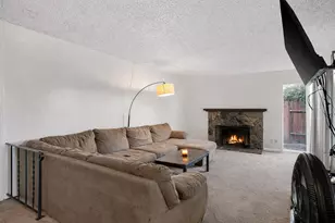 7242 Aberfeldy Way, Sacramento, CA 95842 - Photo 12