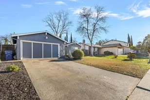 7242 Aberfeldy Way, Sacramento, CA 95842 - Photo 4