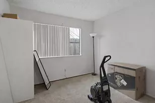 7242 Aberfeldy Way, Sacramento, CA 95842 - Photo 18
