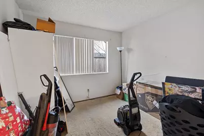 7242 Aberfeldy Way, Sacramento, CA 95842 - Photo 18