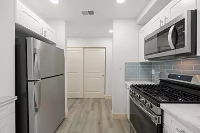 7401 Auburn Oaks Court #M, Citrus Heights, CA 95621 - Photo 12