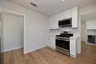 6310 38th Ave, Sacramento, CA 95824 - Photo 26