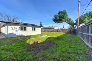 6310 38th Ave, Sacramento, CA 95824 - Photo 34