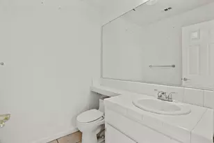 1040 Copper Park Ln, Modesto, CA 95355 - Photo 22