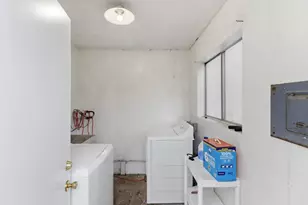 615 11th St, Davis, CA 95616 - Photo 40