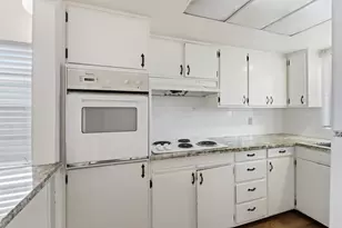 615 11th St, Davis, CA 95616 - Photo 16