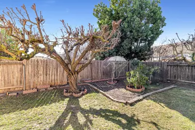 579 Laki Place, Manteca, CA 95336 - Photo 52