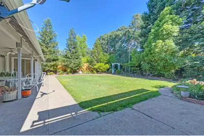 116 Raeanne Lane, Folsom, CA 95630 - Photo 32