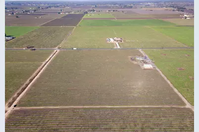 10400 E Harney Lane, Lodi, CA 95240 - Photo 6