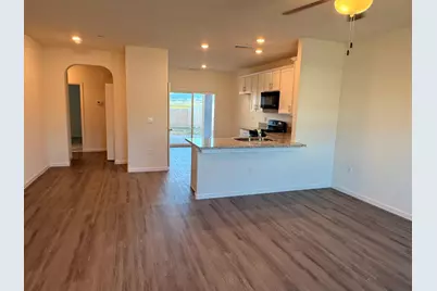 1105 E Orange Street, Avenal, CA 93204 - Photo 8