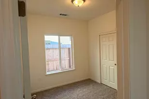 1105 E Orange St, Avenal, CA 93204 - Photo 20