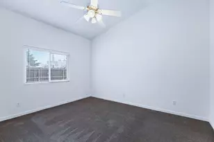 8644 Travary Way, Antelope, CA 95843 - Photo 14