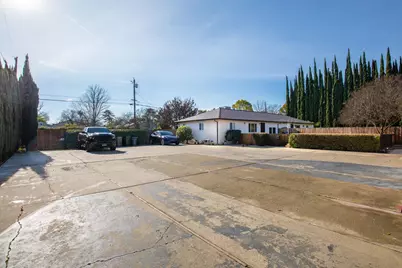 5650 Broadway, Sacramento, CA 95820 - Photo 12