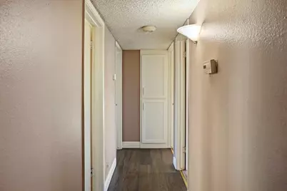 8402 Roxburgh Way, Stockton, CA 95209 - Photo 10