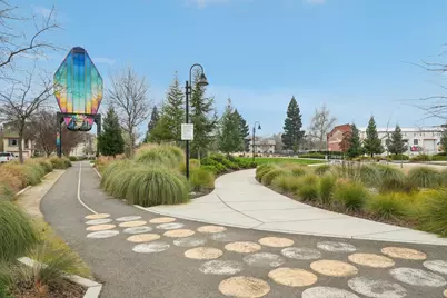 445 Crate Avenue, Sacramento, CA 95818 - Photo 28