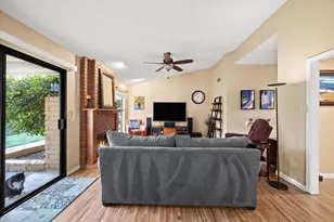 9328 N Winding Oak Dr, Fair Oaks, CA 95628 - Photo 8