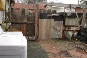 1237 E Hazelton, Stockton, CA 95205 - Photo 20