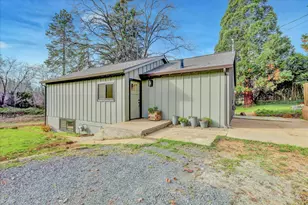 10149 East Dr, Grass Valley, CA 95945 - Photo 2