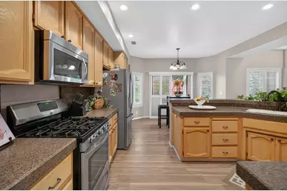 7817 Melfort Way, Elk Grove, CA 95758 - Photo 20