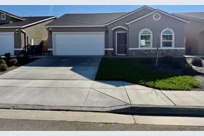 1128 E Orange Street, Avenal, CA 93204 - Photo 1