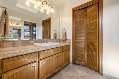 19909 E. Comstock Road, Linden, CA 95236 - Photo 28