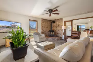 19909 E Comstock Rd, Linden, CA 95236 - Photo 6