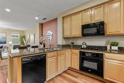 690 Claridad Loop, Milpitas, CA 95035 - Photo 10