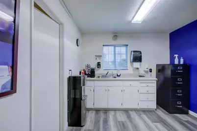 11 W Mathews Road, French Camp, CA 95231 - Photo 10