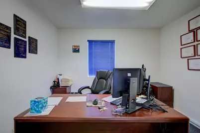 11 W Mathews Road, French Camp, CA 95231 - Photo 6