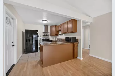 6635 Spoerriwood Court, Sacramento, CA 95828 - Photo 8