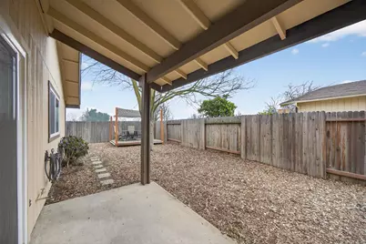 6635 Spoerriwood Court, Sacramento, CA 95828 - Photo 22