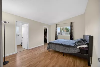 6635 Spoerriwood Court, Sacramento, CA 95828 - Photo 16