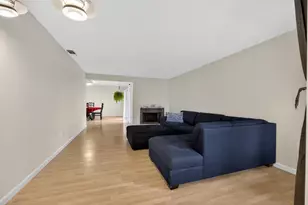 6635 Spoerriwood Ct, Sacramento, CA 95828 - Photo 2